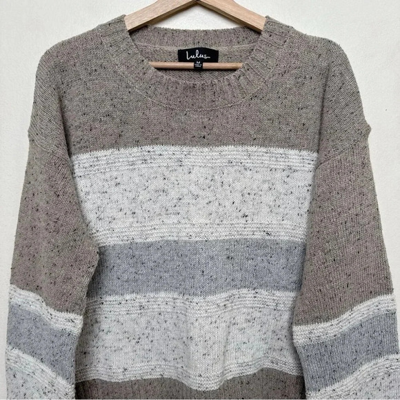 Lulus Womens  M Snuggle Season Grey Multi Striped Balloon Sleeve Sweater - Picture 3 of 13